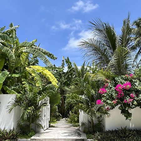 Fairytale Inn Thoddoo Esterno foto